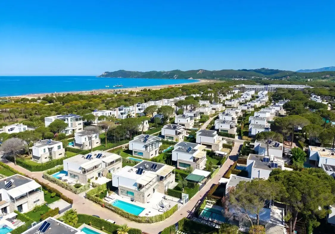 Apartment for Sale in San Pietro Resort in Gjiri i Lalzit