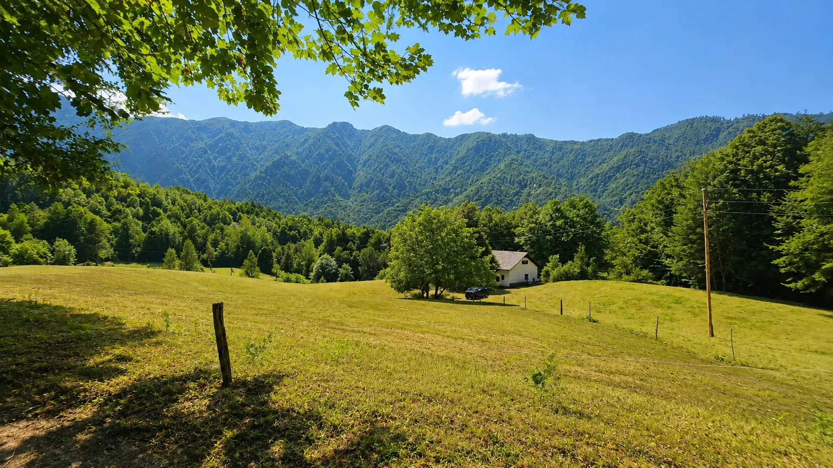 Soča area – House with Panoramic Views of the Surrounding Hills