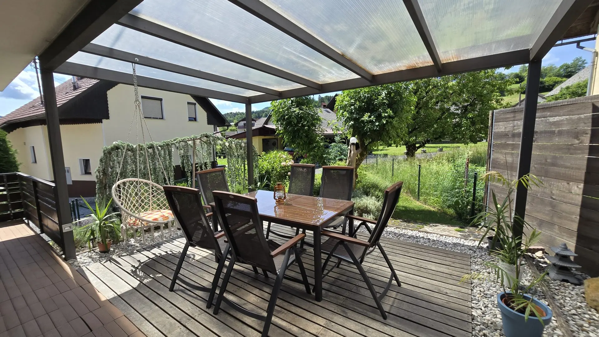 Škofja Loka Area – Spacious Family House with Beautiful Views and Large Garden in Gorenja Vas