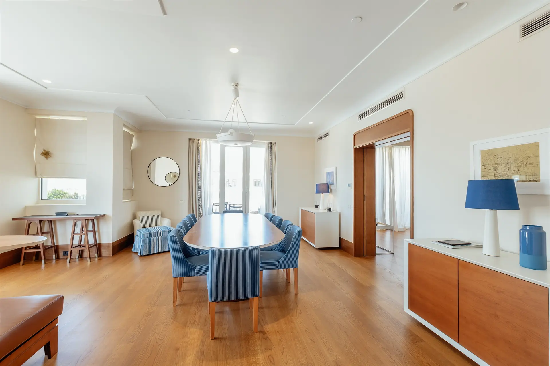 3353a877d86c83f91c071c57deda6b3d Luxurious penthouse within the Regent 5* hotel, Porto Montenegro
