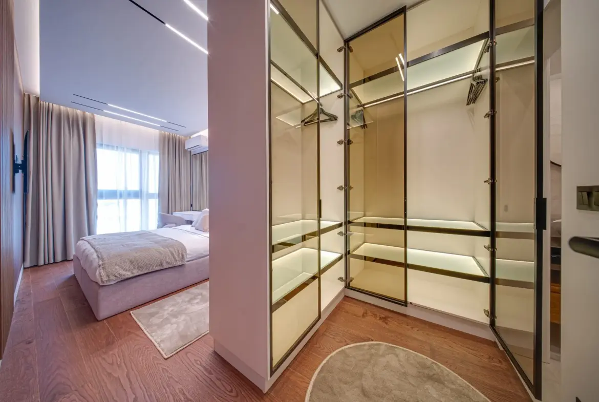 Stylish two-bedroom apartment in the emblematic building in Iztok district for sale