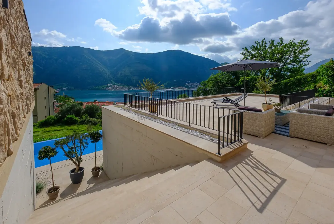 Luxury Villa with view