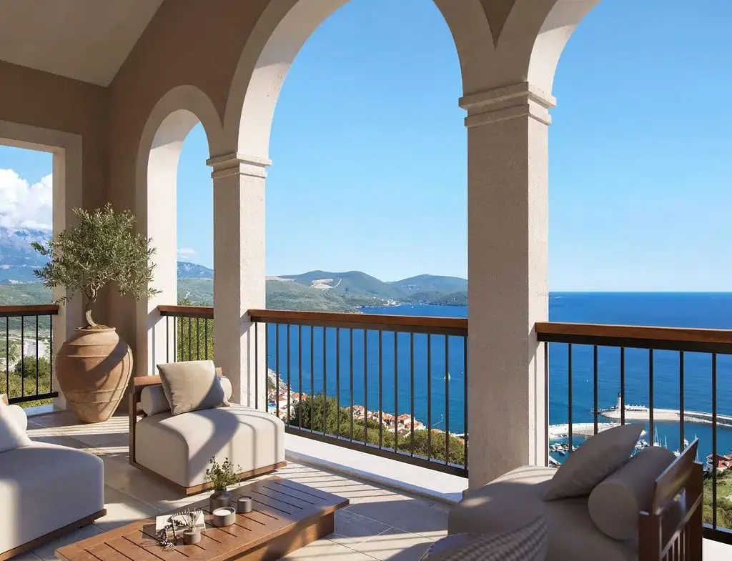 Three-bedroom apartment at Horizon Residences in Luštica Bay