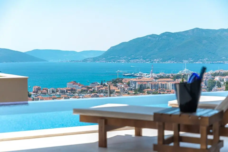 Exquisite Villa in Tivat: Luxury, Comfort, and Stunning Views
