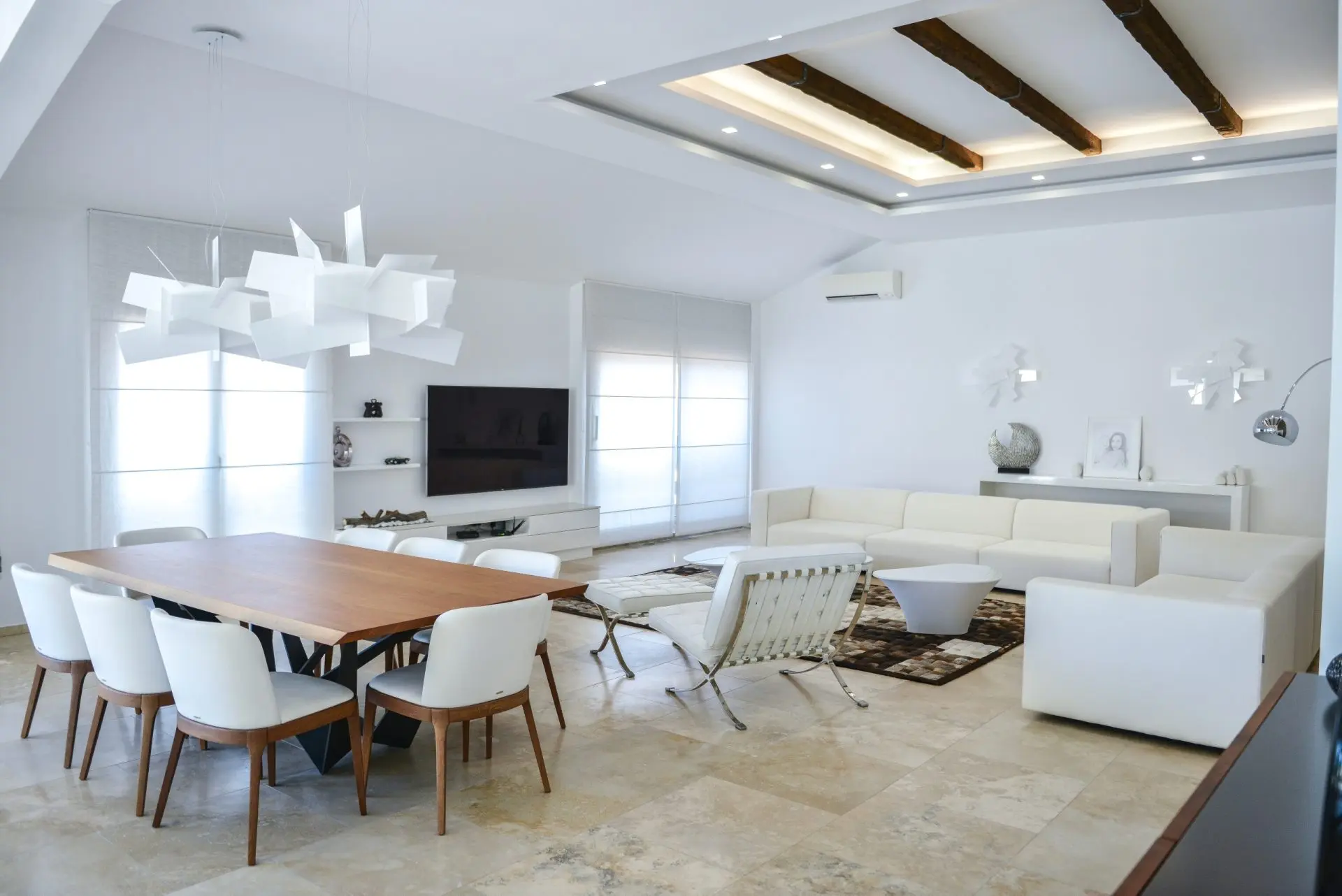 3-Bedroom Apartment in Pod magistralom, Budva
