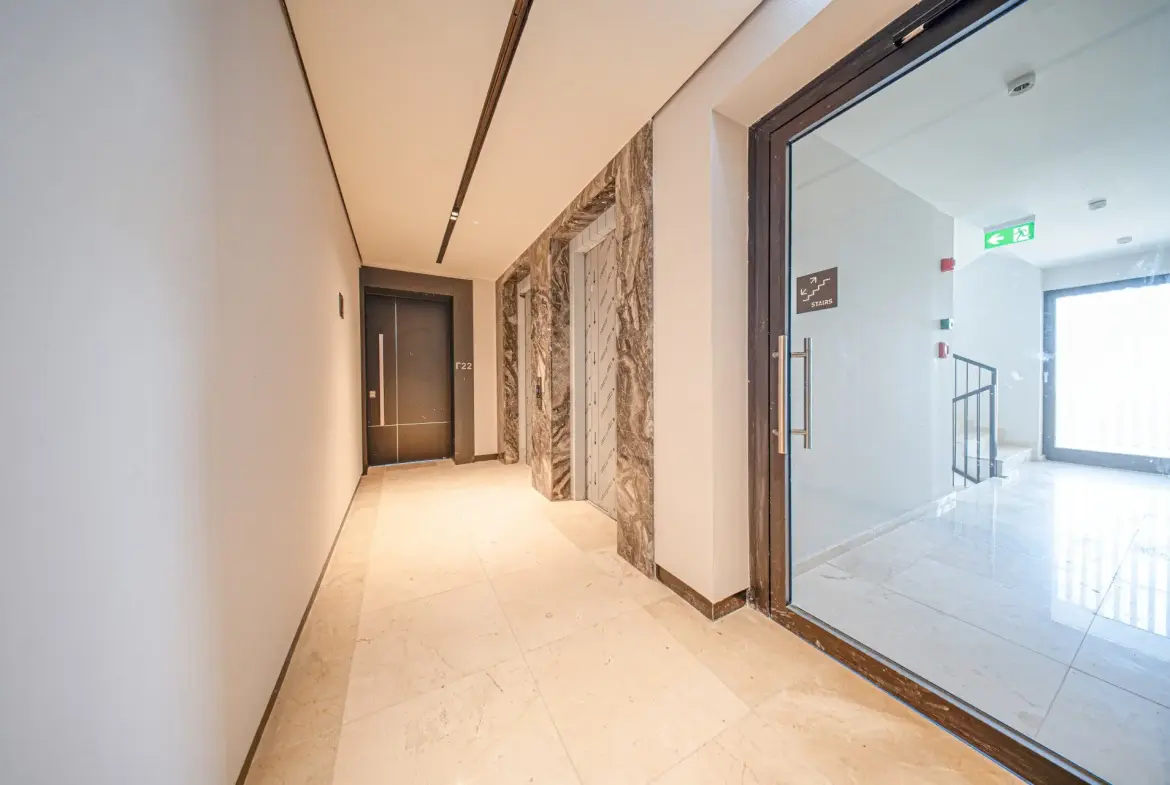 Two-bedroom apartment in a luxury complex near Zaimov Park