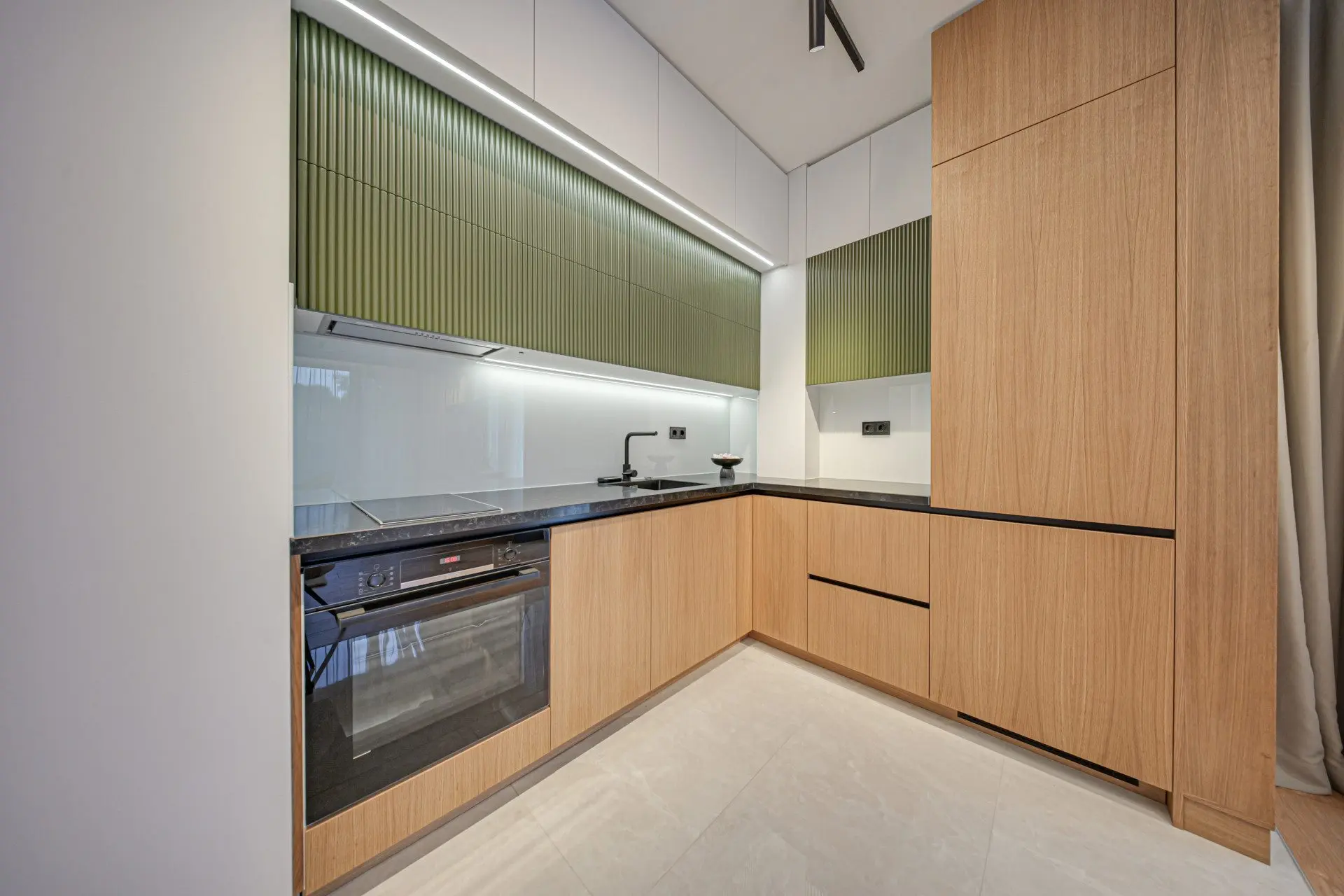 Luxurious and fully furnished two-bedroom apartment in a new gated complex for sale