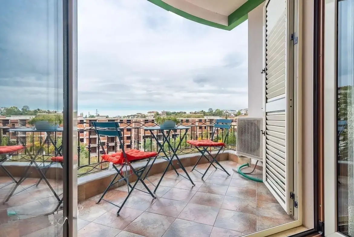 3-Story Villa for Sale or Rent in Shkoza, Tirana