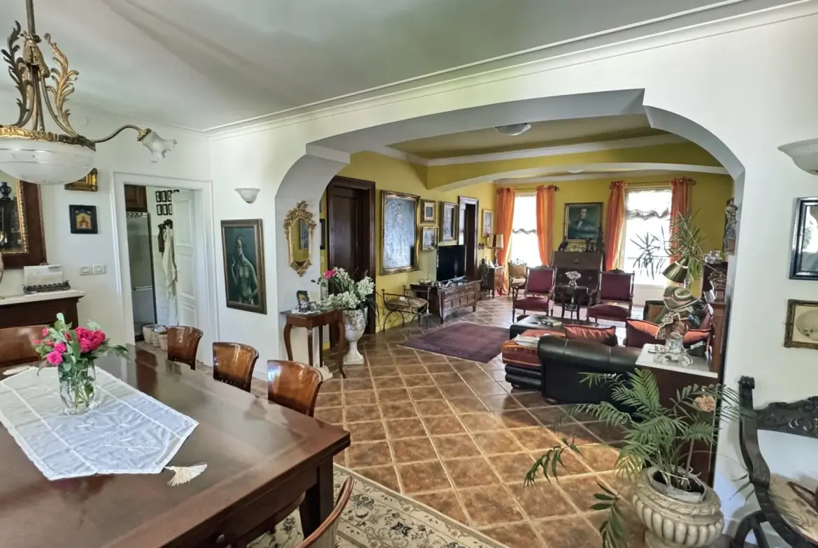 Kranj Area – Spacious Estate with Great Potential
