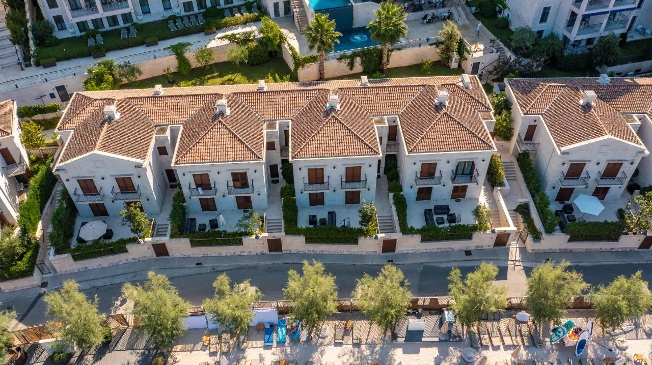 3a8548884efe60d4ee5bda6747562d13 Luxury beachfront villa, part of the HUMA Kotor Bay Hotel & Villas