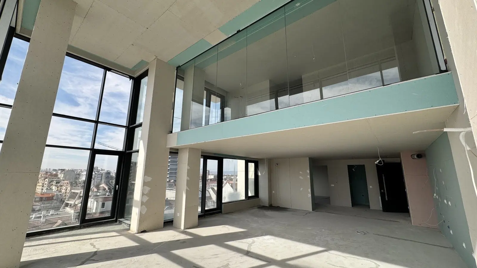 Maisonette in a luxury complex near a park for sale