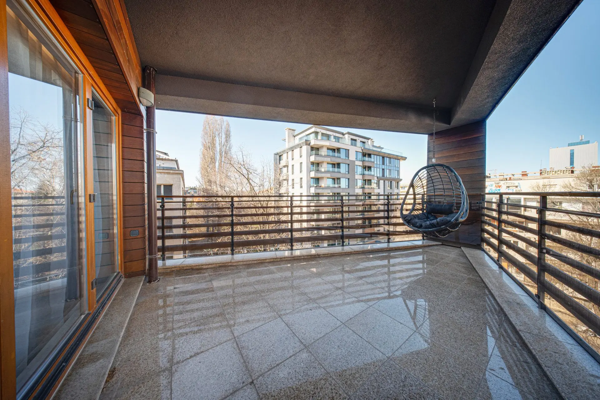 Stylish two-bedroom apartment in the emblematic building in Iztok district for sale