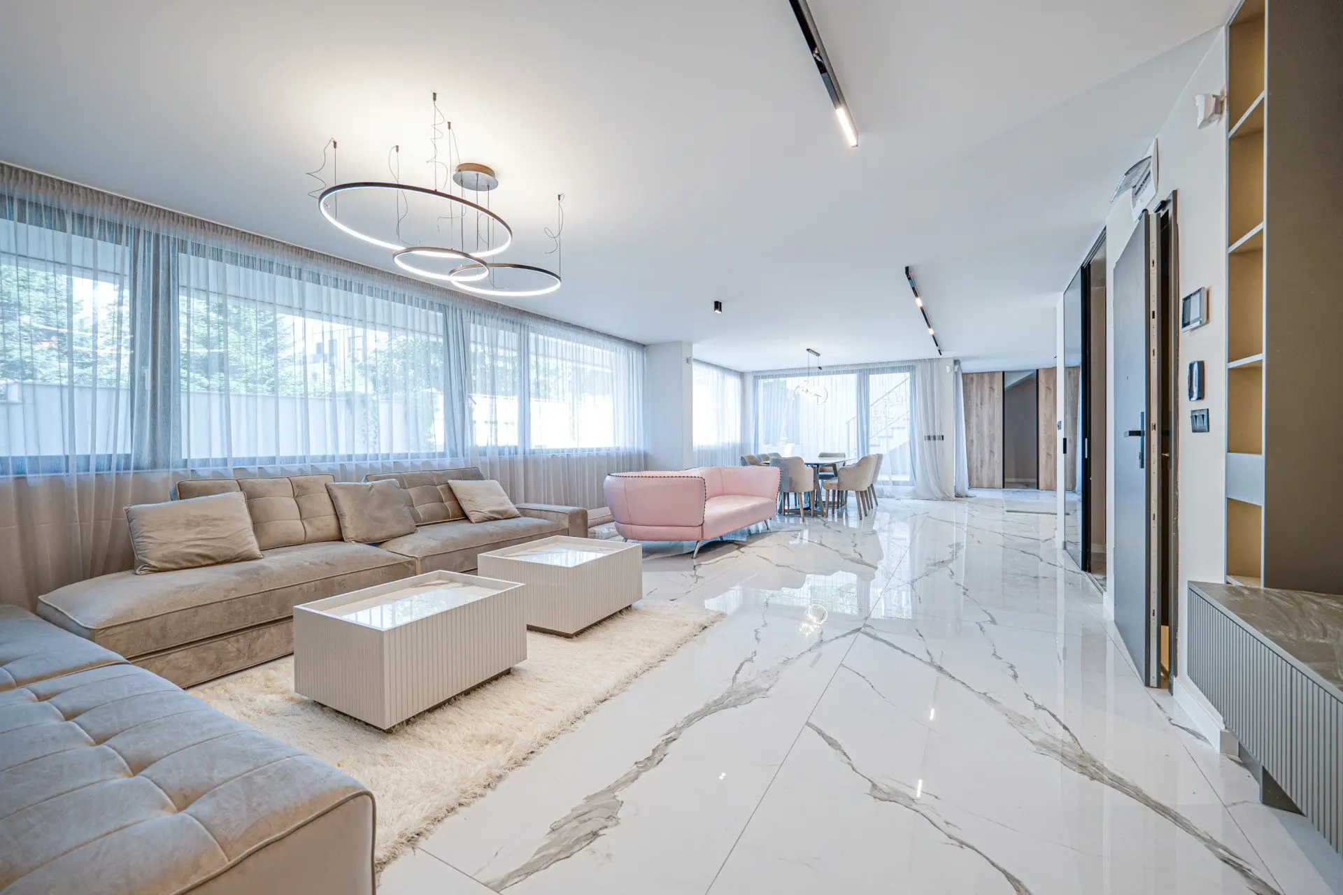 Three-bedroom apartment in a boutique building in Dragalevtsi near Britanica Park School