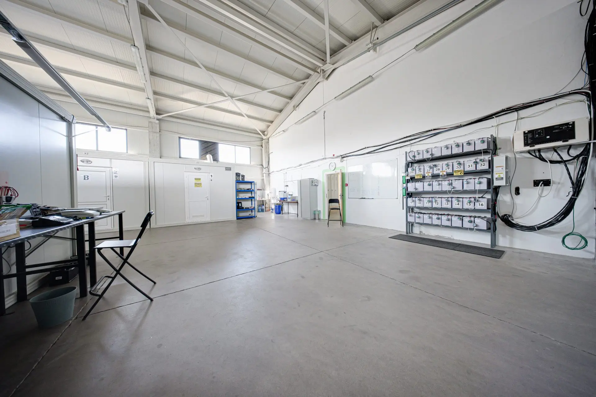 Mixed use office building in the village of Lozen for sale