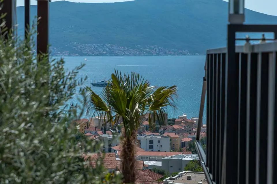 Exquisite Villa in Tivat: Luxury, Comfort, and Stunning Views