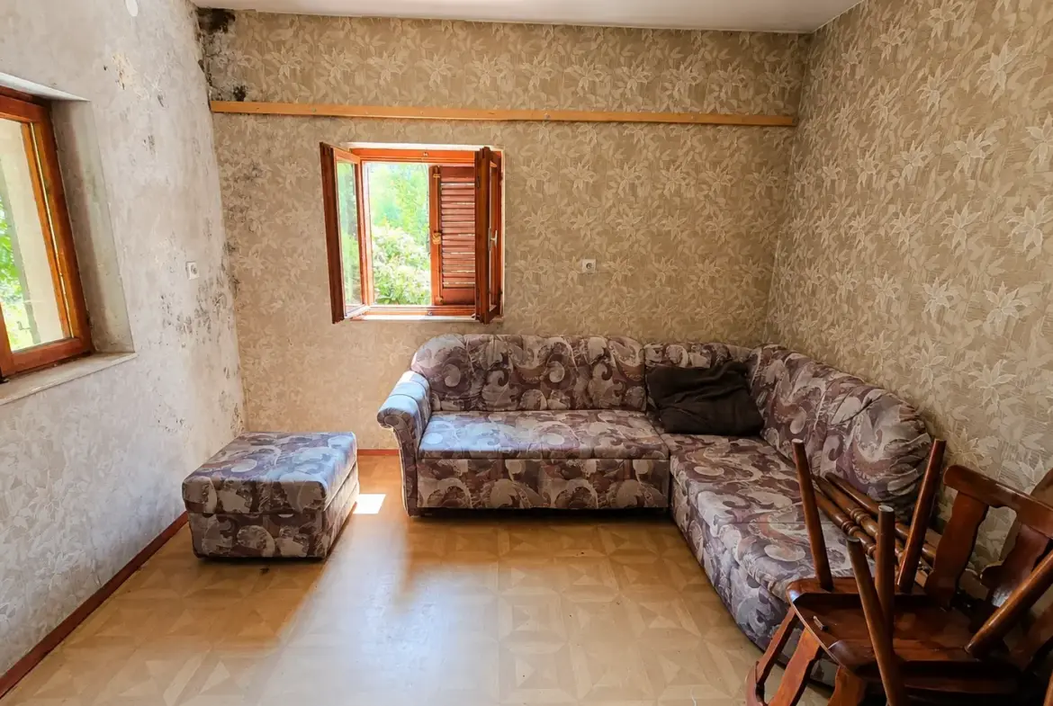 Soča area – House with Panoramic Views of the Surrounding Hills