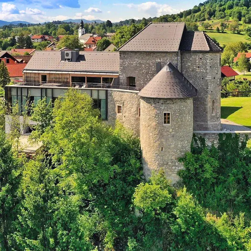 Vinica Castle – Fully renovated Castle with views, river, unique opportunity