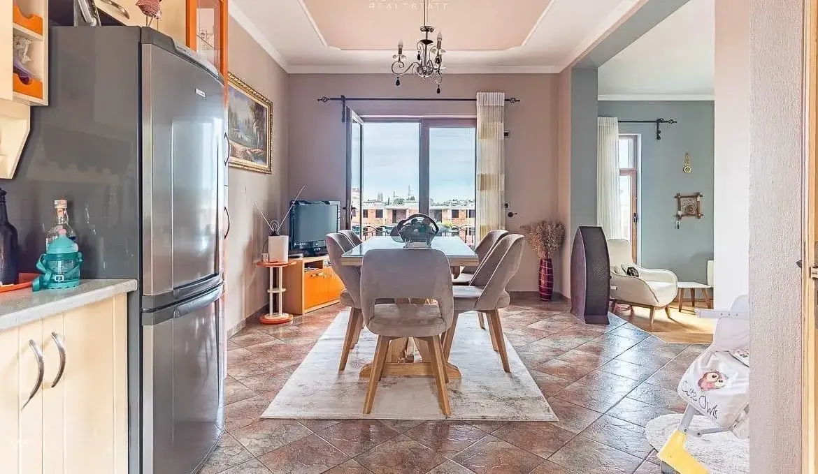 3-Story Villa for Sale or Rent in Shkoza, Tirana