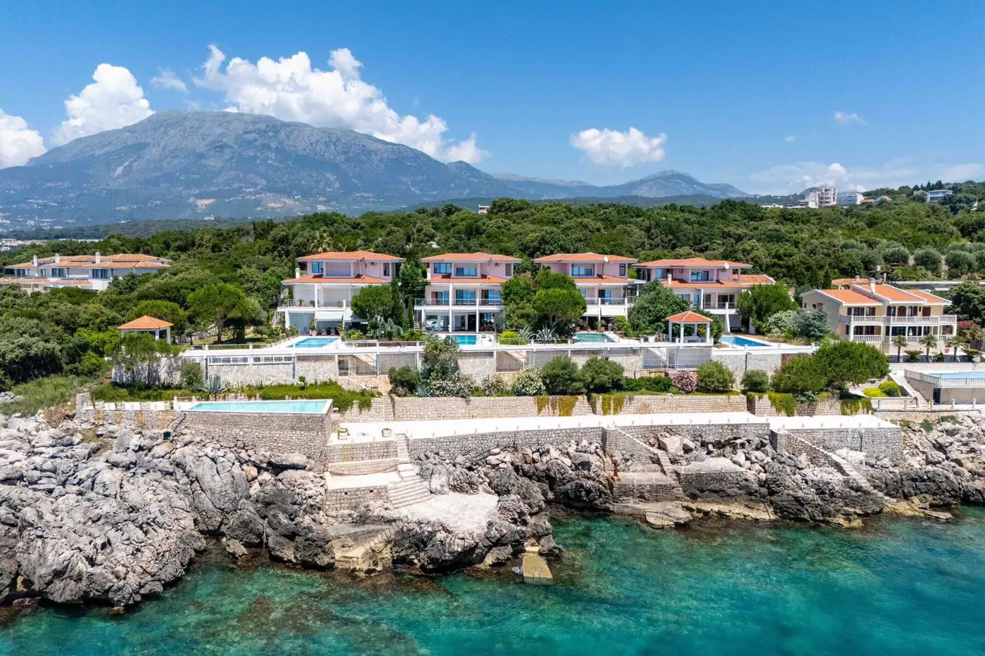 Beachfront villa with a private pool, Utjeha, Bar