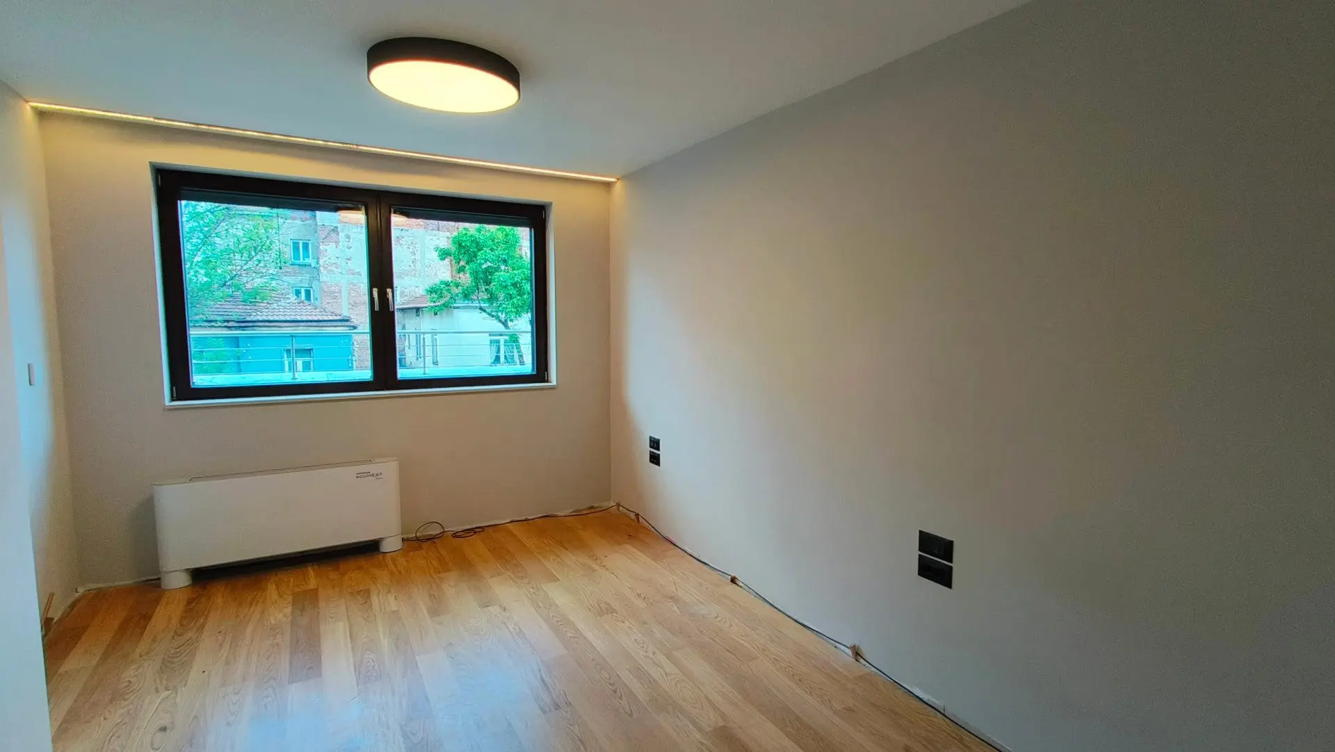 Spacious and fully furnished new apartment in the central part of Sofia