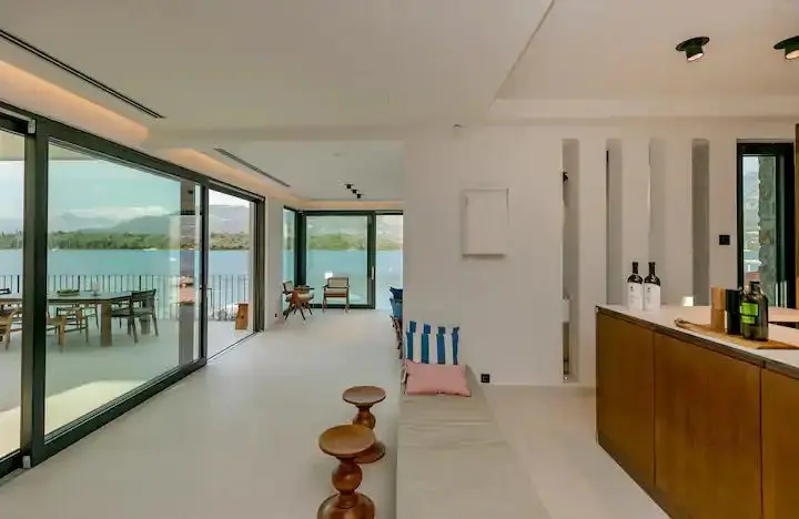 Luxury Villa The Two with private beach
