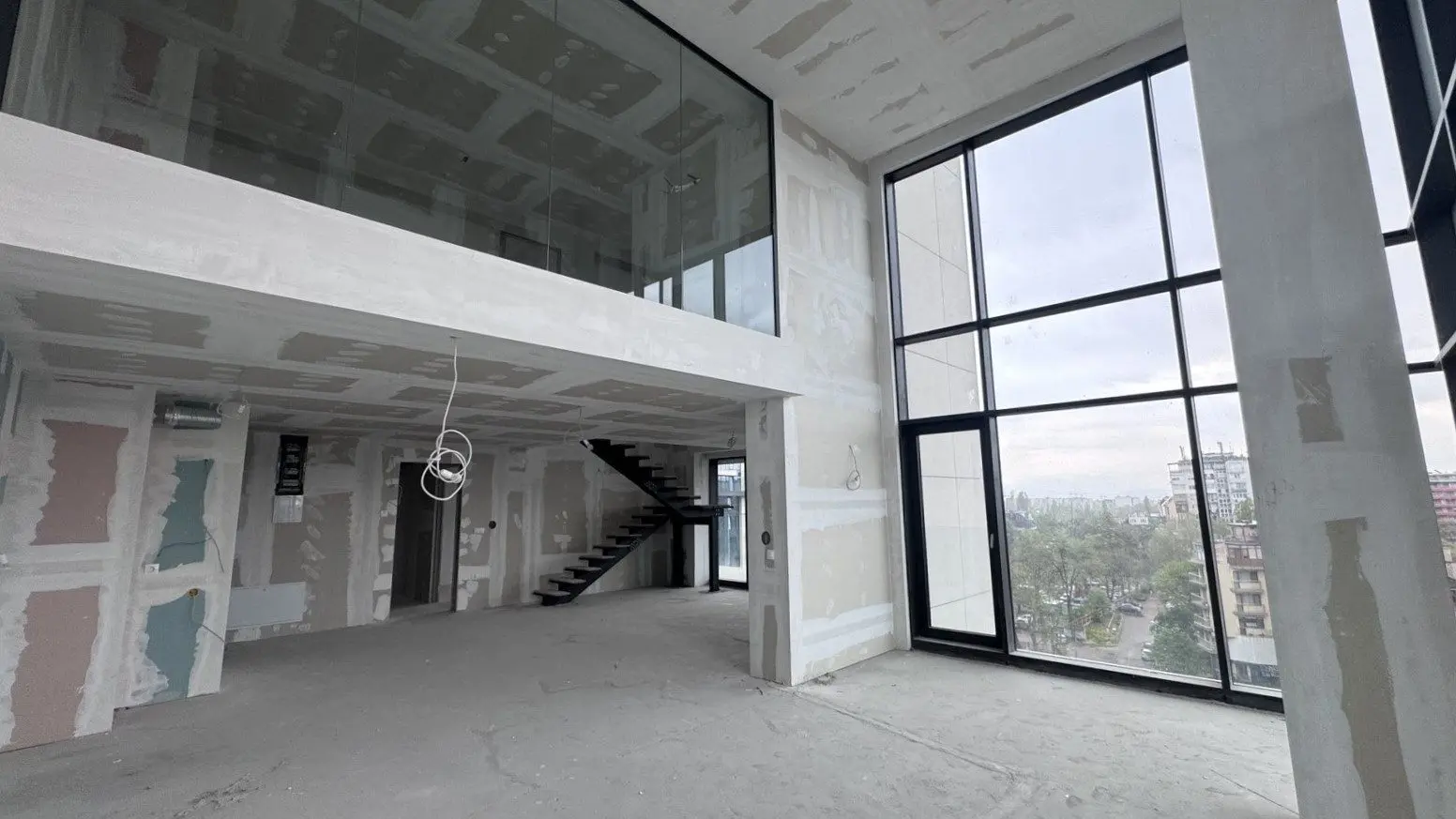 Remarkable maisonette in a preferred newly built complex for sale