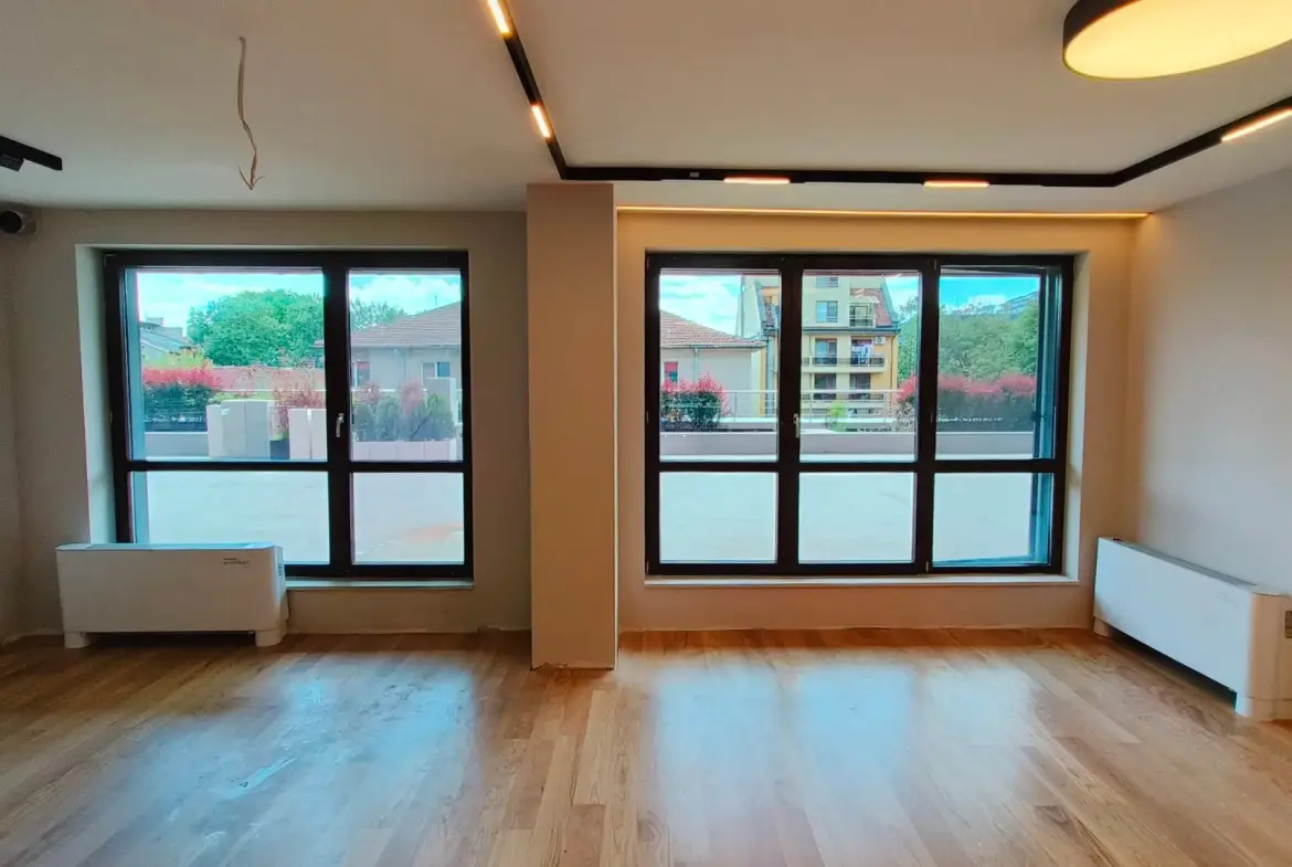 Spacious and fully furnished new apartment in the central part of Sofia
