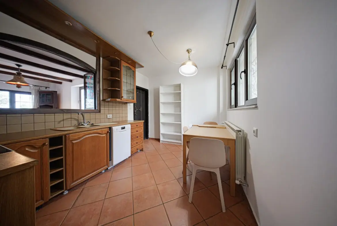 A cozy house with a beautiful yard and a perfect location in Dragalevtsi for sale