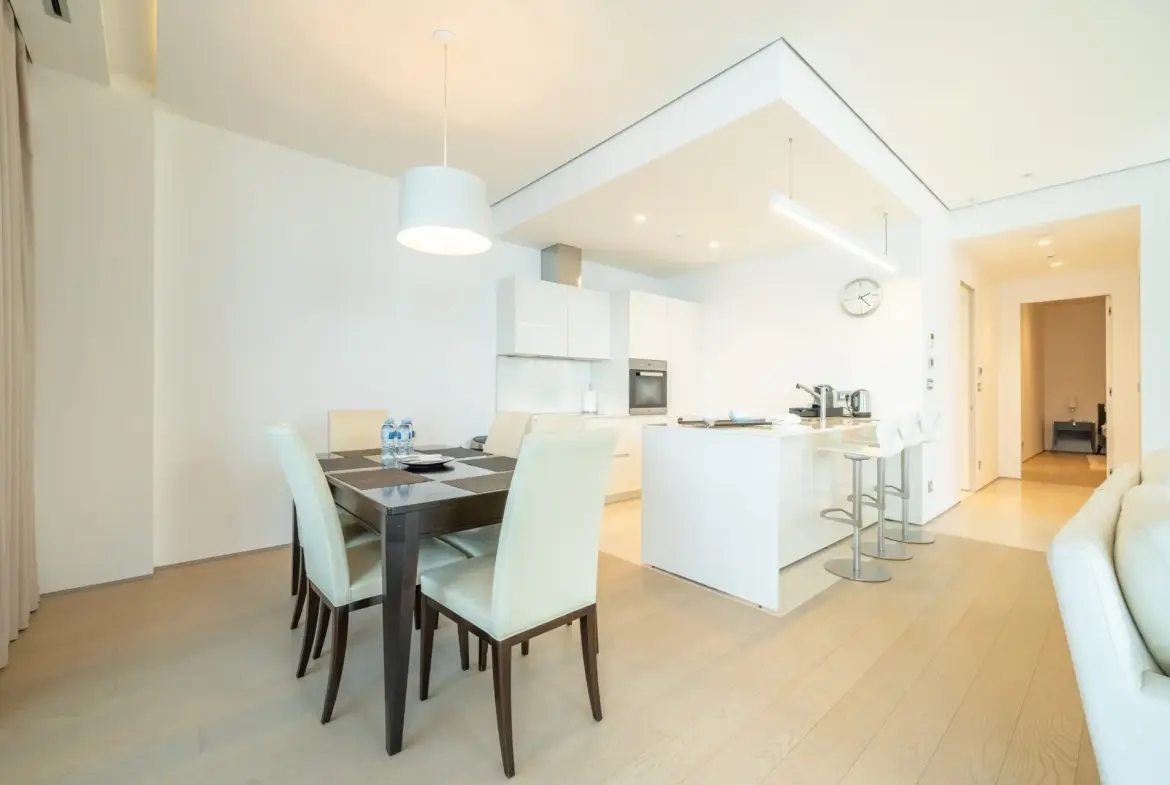 Seaside two-bedroom apartment