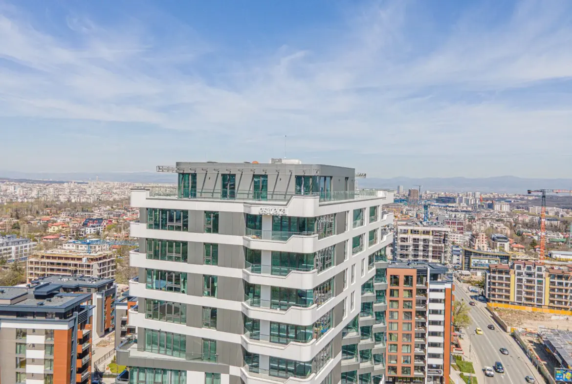 Luxury penthouse in a multifunctional building