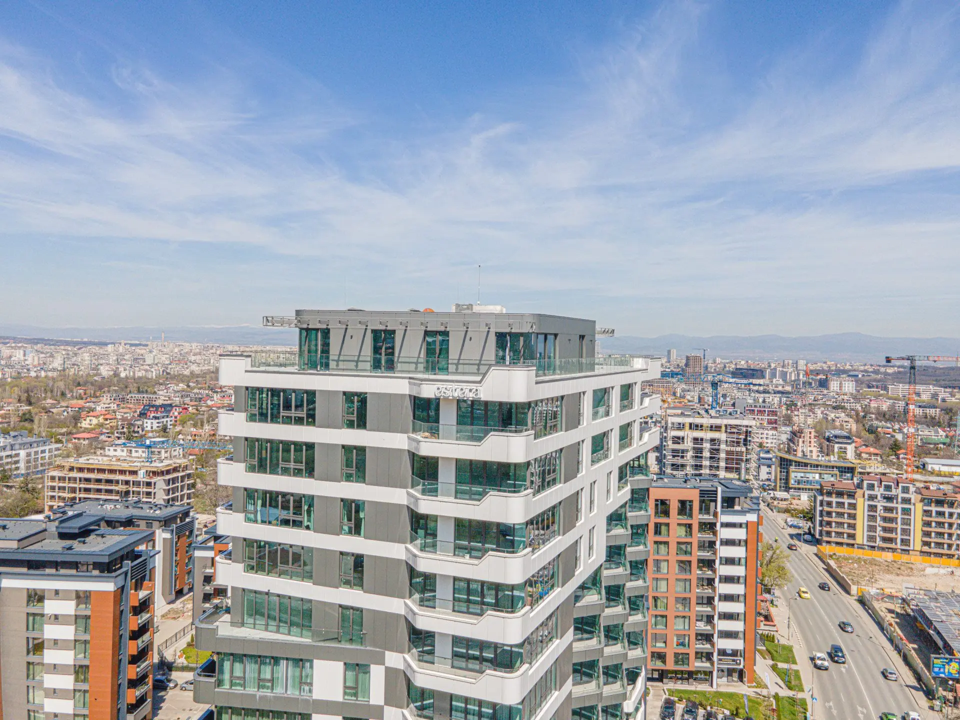 Luxury penthouse in a multifunctional building