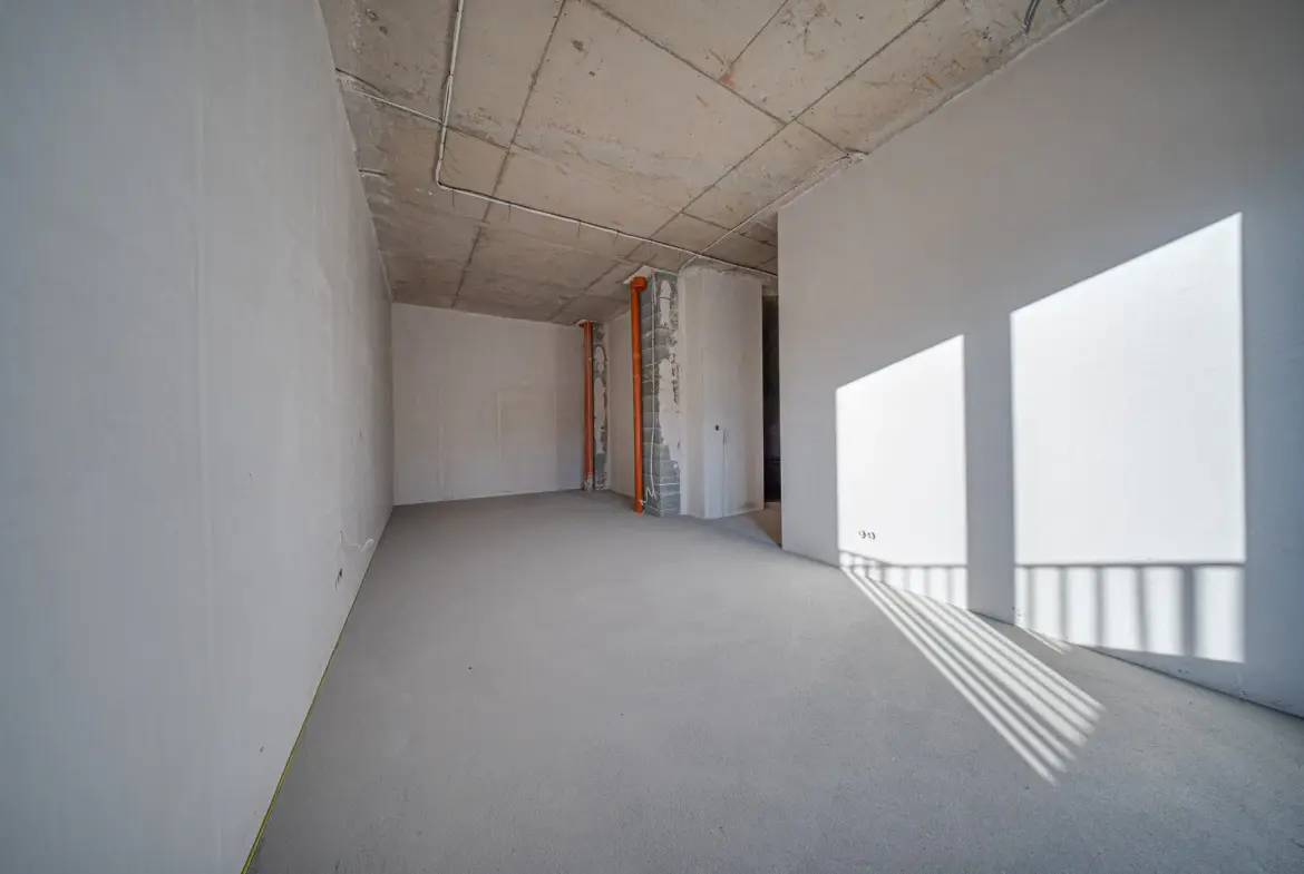 Three-bedroom apartment in a new complex near Paradise Mall