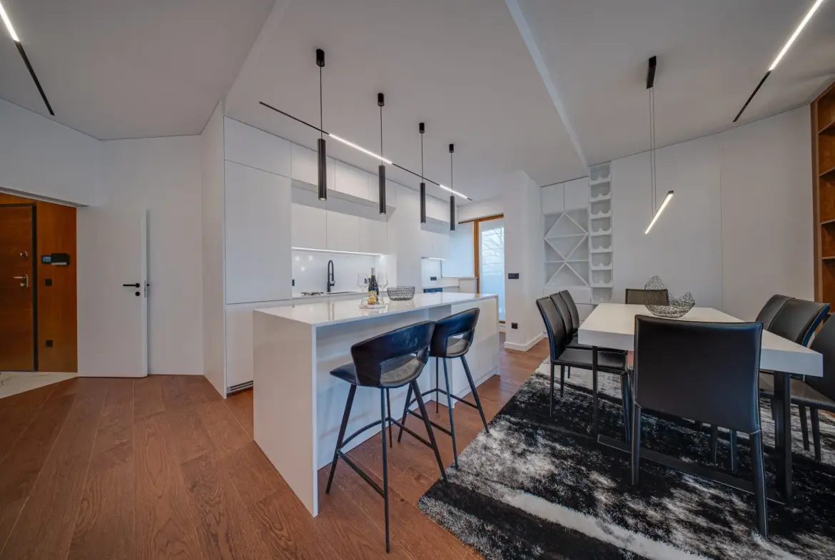 Stylish two-bedroom apartment in the emblematic building in Iztok district for sale