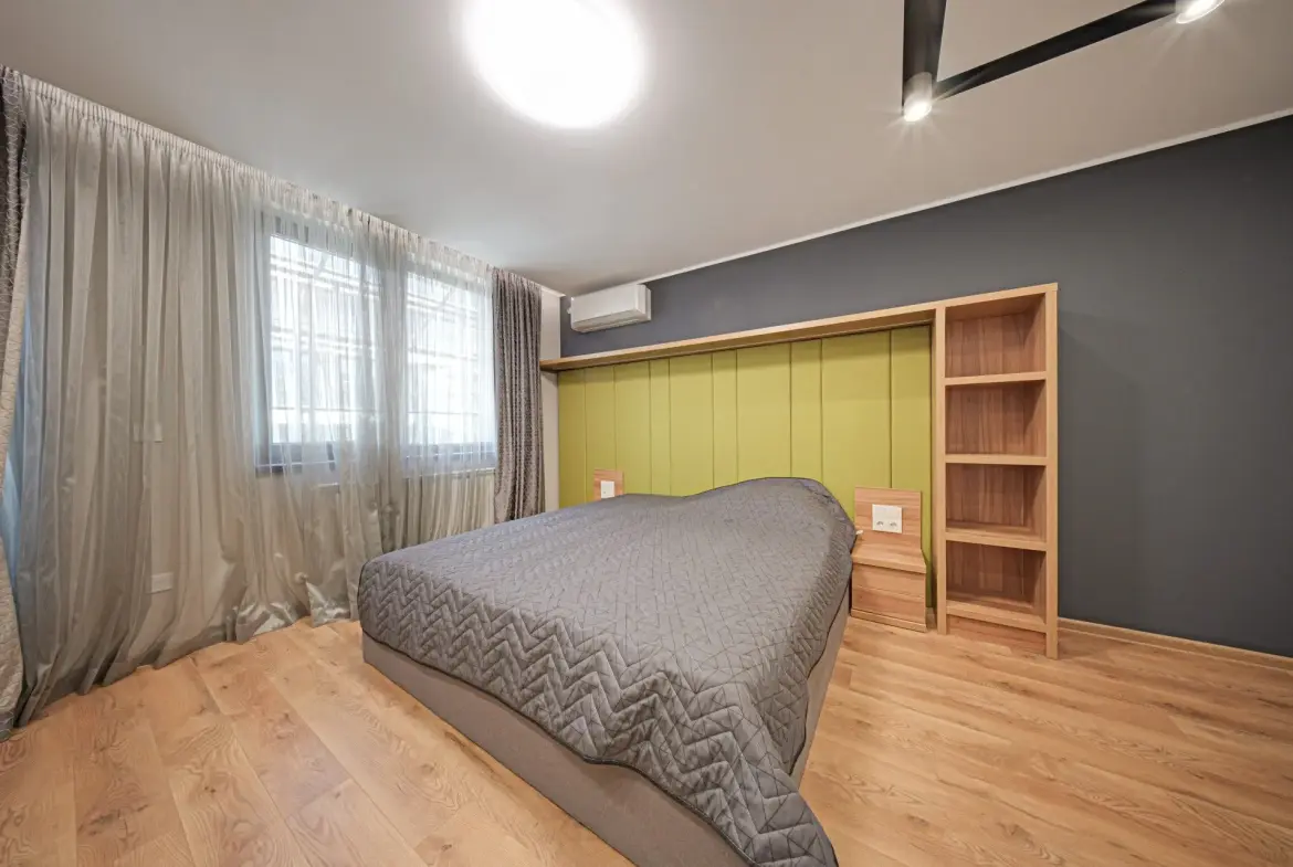 Exclusive three-bedroom penthouse with wonderful views in Krastova Vada
