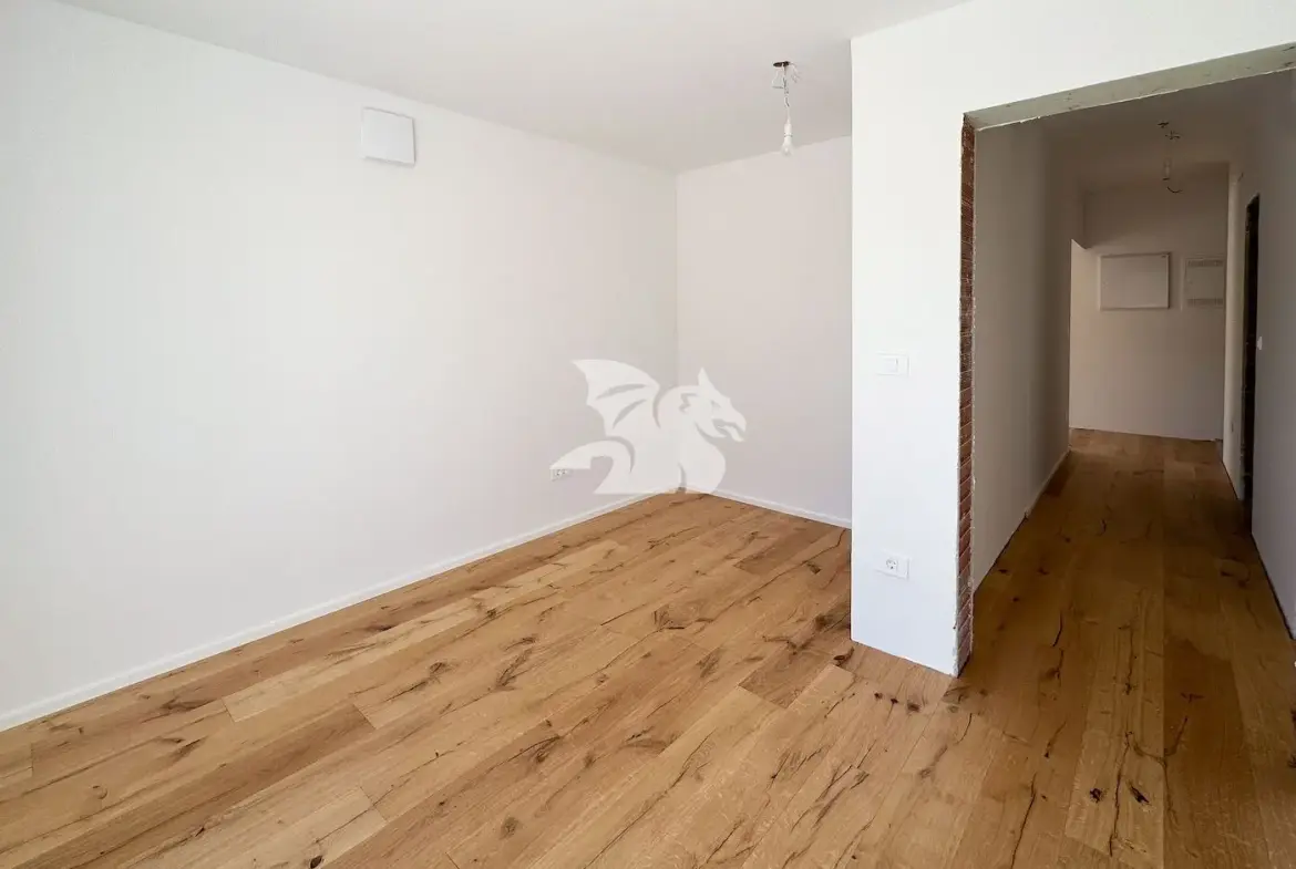 Apartment, 3 room – Logatec, Ljubljana – suburbs
