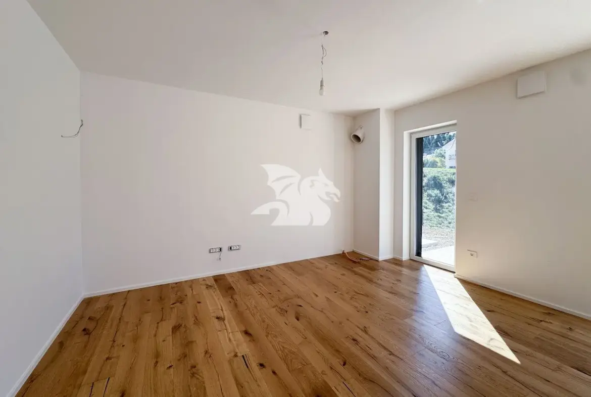 Apartment, 3 room – Logatec, Ljubljana – suburbs