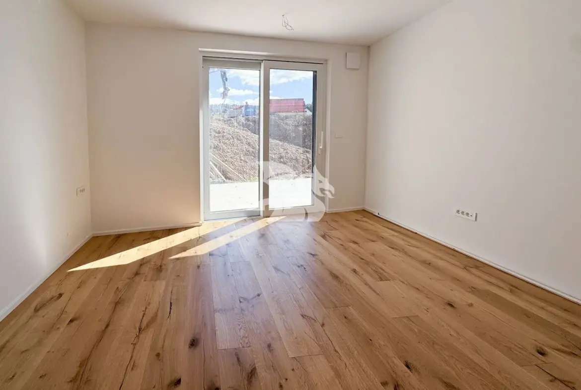 Apartment, 3 room – Logatec, Ljubljana – suburbs