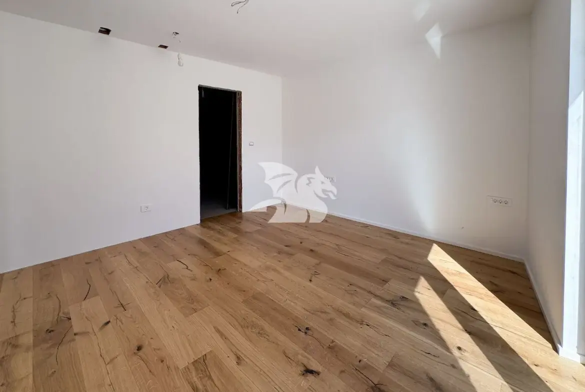 Apartment, 3 room – Logatec, Ljubljana – suburbs