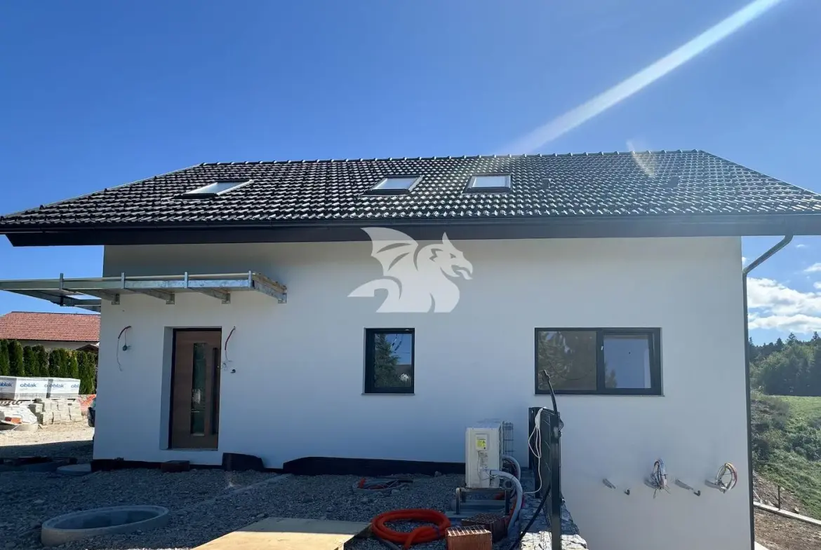 Apartment, 3 room – Logatec, Ljubljana – suburbs