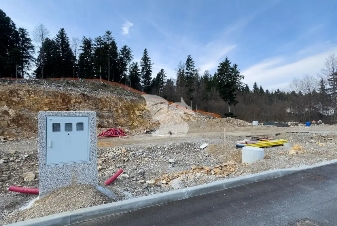 Land, For building – Logatec, Ljubljana – suburbs