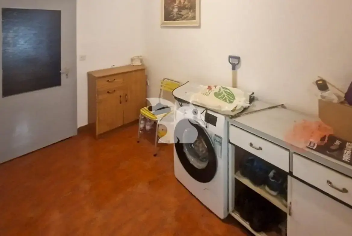 Apartment, 3 room – Ig, Ljubljana – suburbs