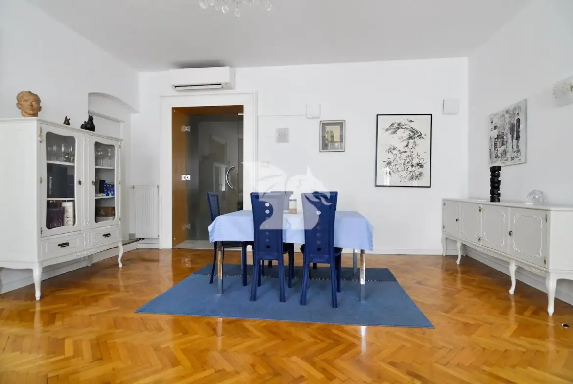 Apartment, 3 room – Center, Ljubljana