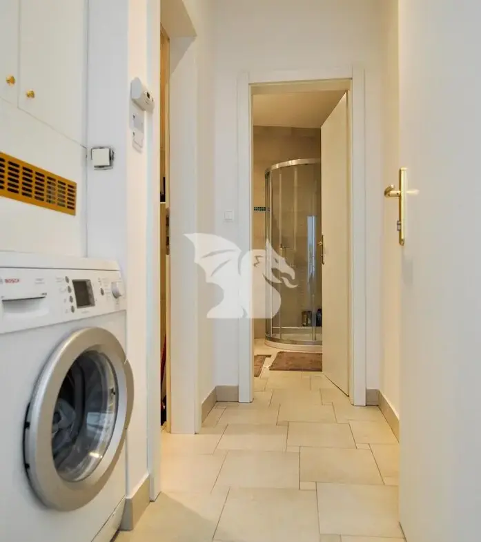 Apartment, 3 room – Center, Ljubljana