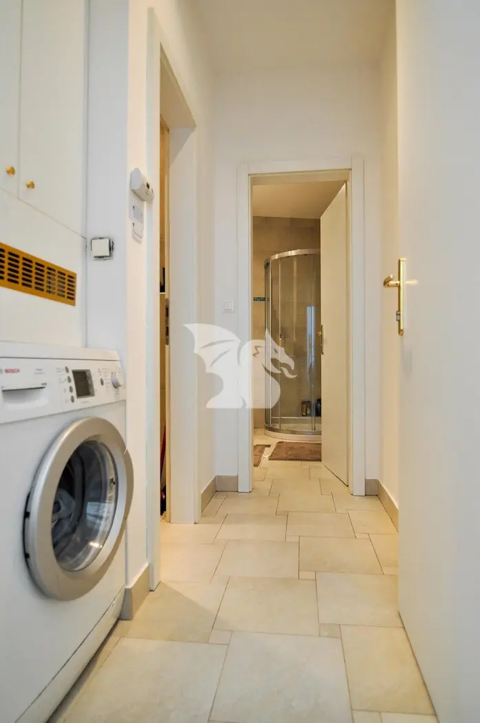 Apartment, 3 room – Center, Ljubljana