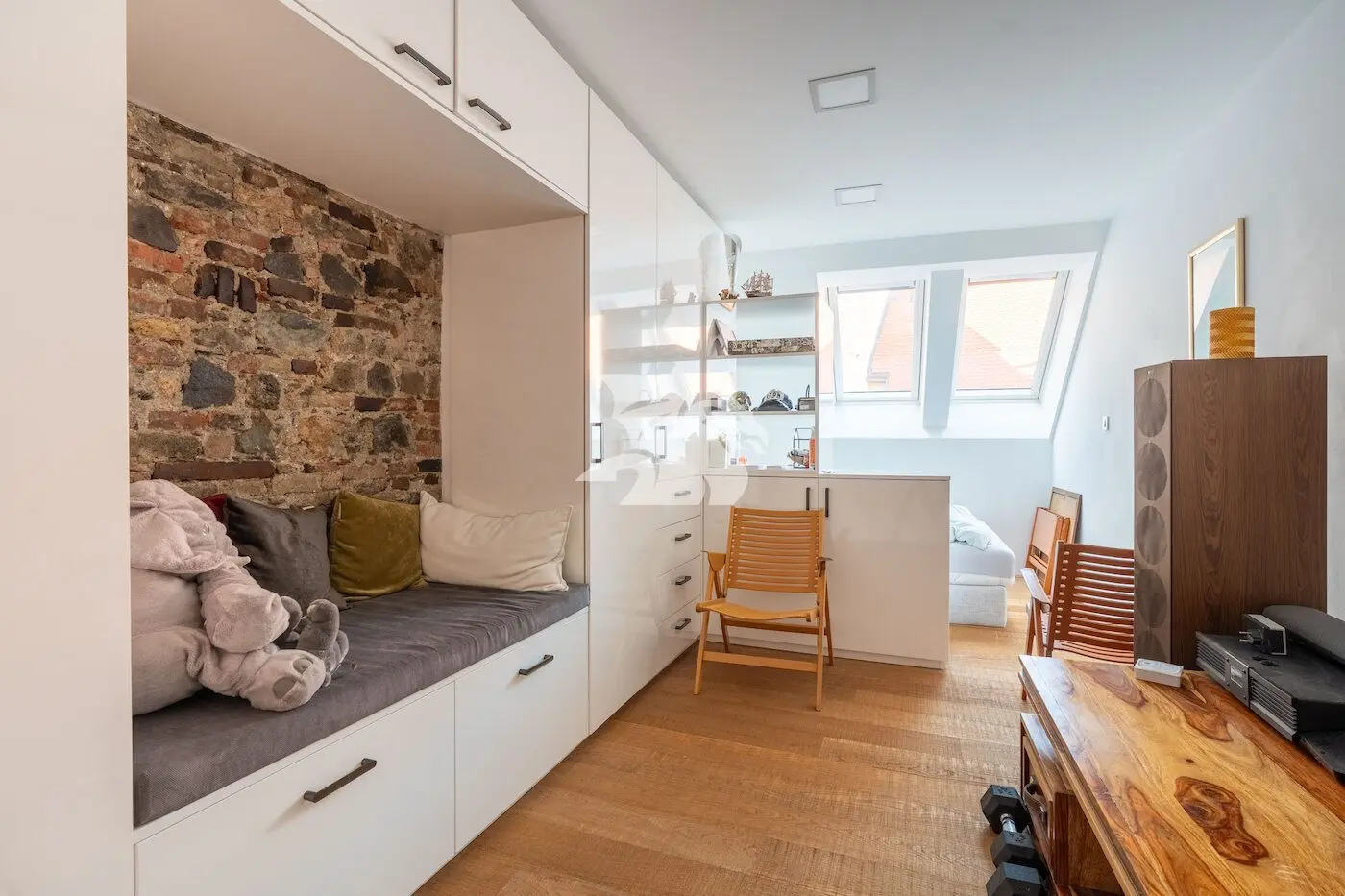 Apartment, 5 room – Center, Ljubljana