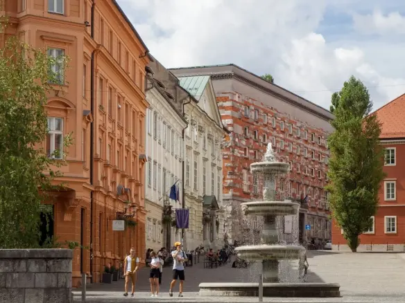 Apartment, 5 room – Center, Ljubljana