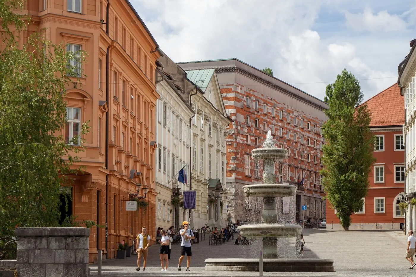 Apartment, 5 room – Center, Ljubljana