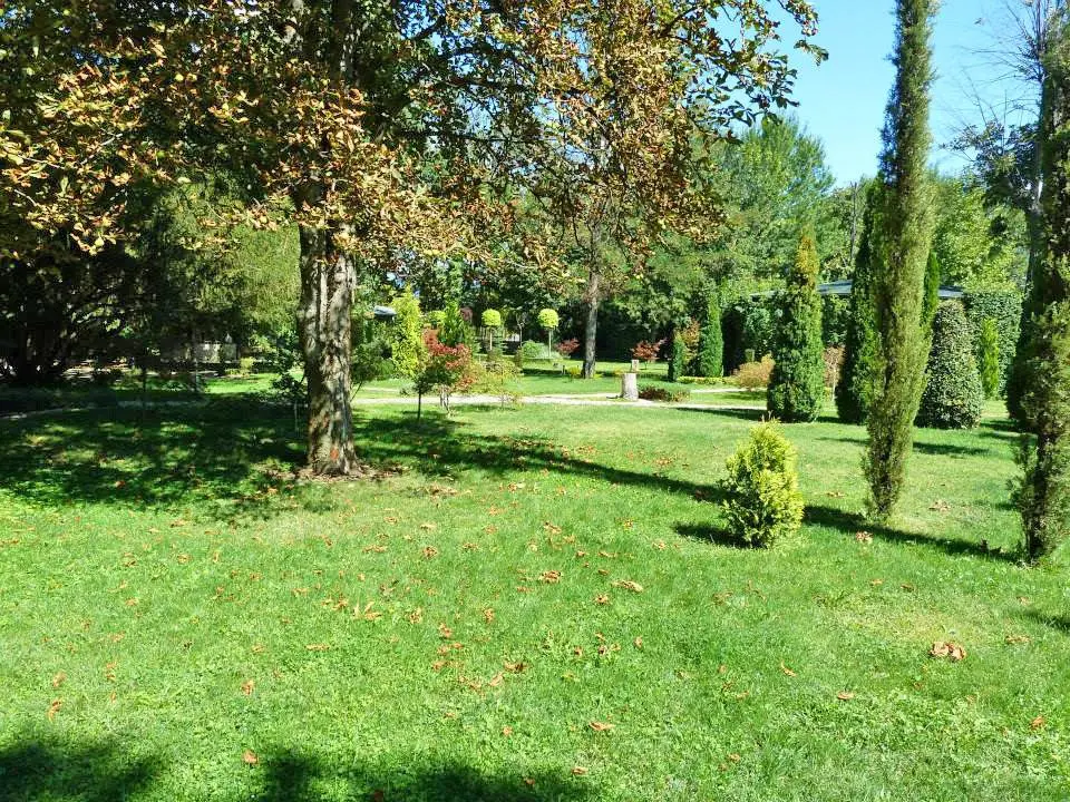 Hotel for sale in Kazanlak