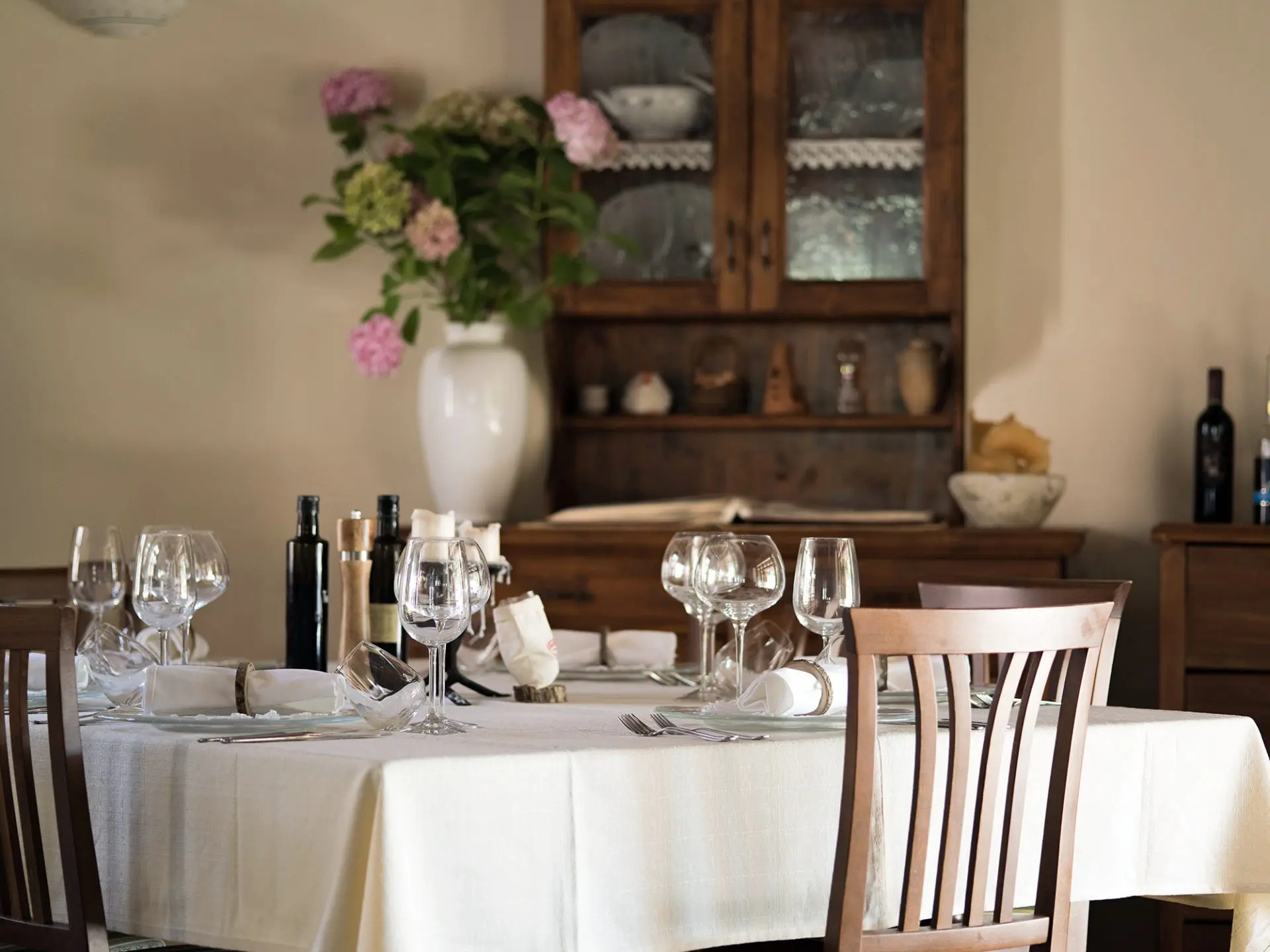 Karst Area – A family run business – restaurant and a hotel in Komen