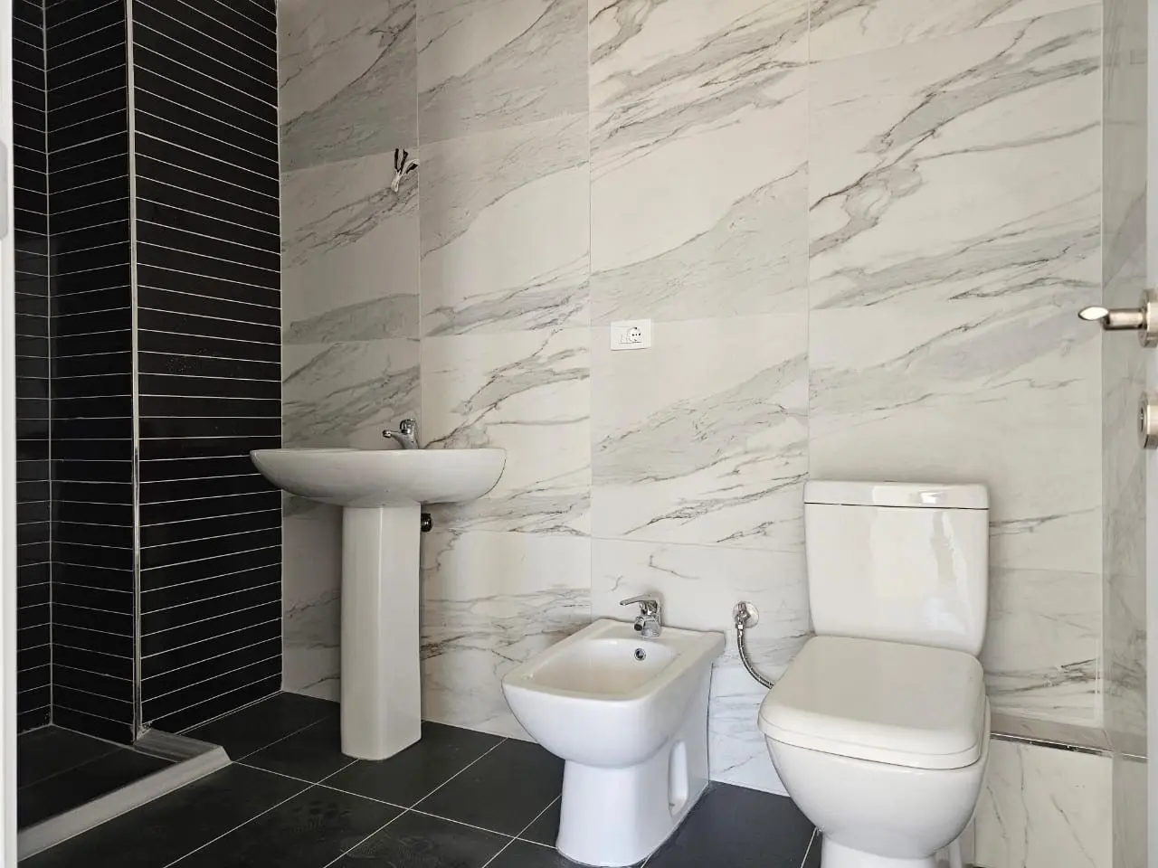4a902d61-97ea-4ff5-95ba-ec6824881f05 Penthouse With Sea View For Sale In Saranda Albania